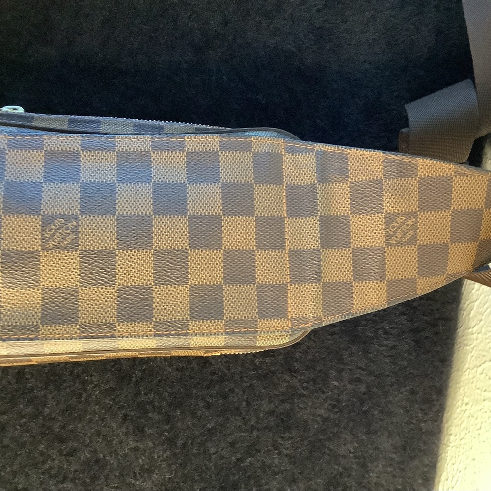 Louis Vuitton bag - Picture 3 of 13